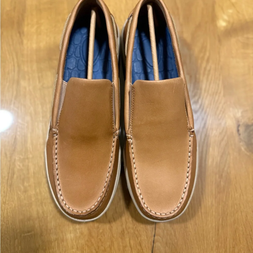 NWOT ~Sperry~slip on- men’s shoes
